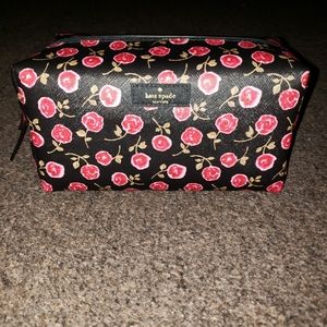 ❤Kate Spade Large Cosmetic